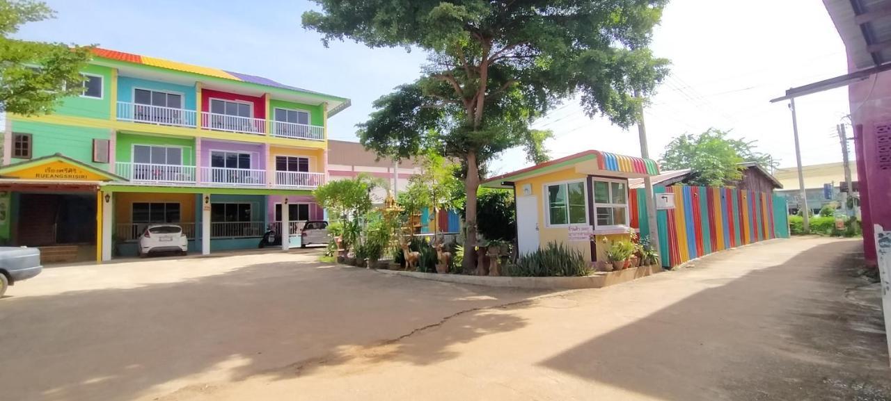 Rueangsrisiri Guesthouse 2 Sukhothai Ngoại thất bức ảnh