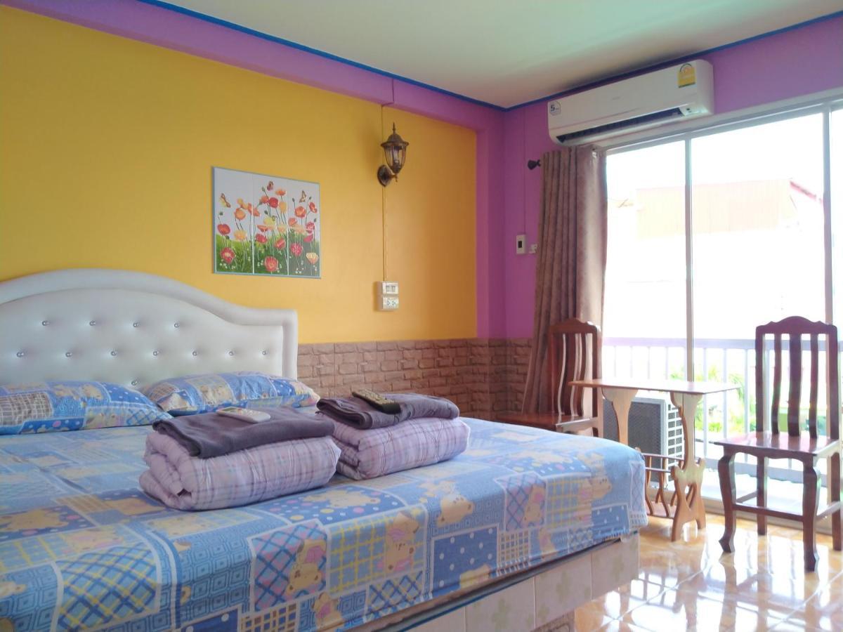 Rueangsrisiri Guesthouse 2 Sukhothai Ngoại thất bức ảnh