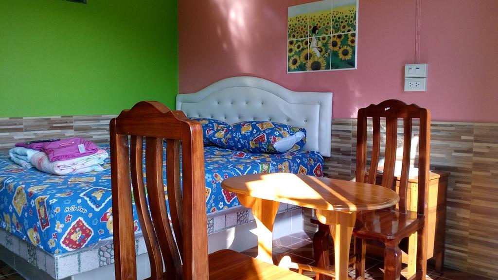 Rueangsrisiri Guesthouse 2 Sukhothai Ngoại thất bức ảnh