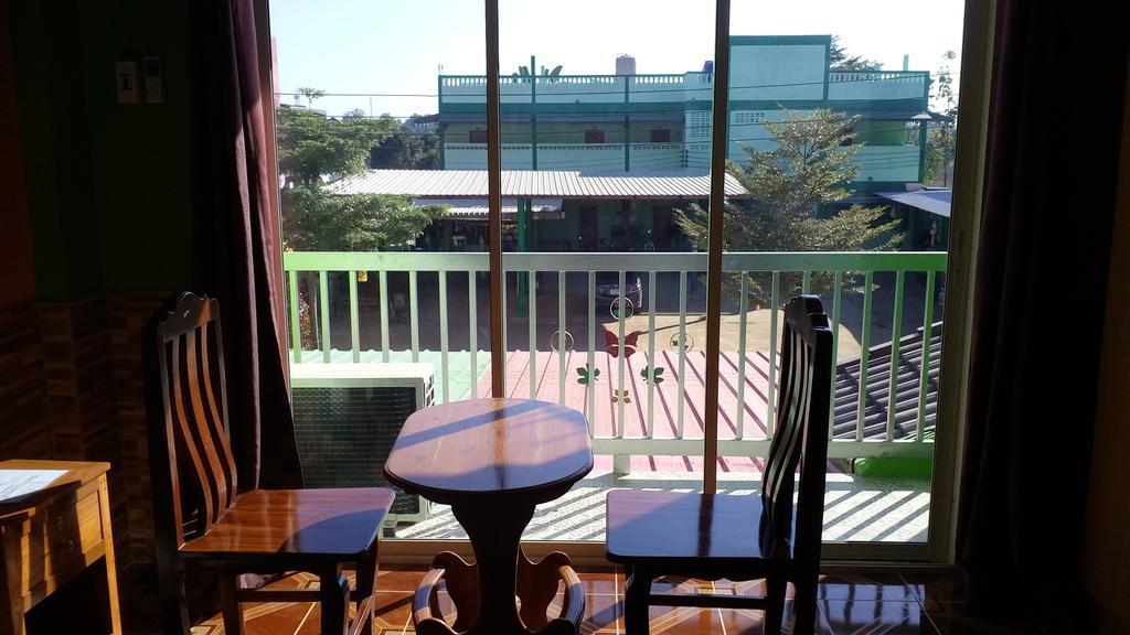 Rueangsrisiri Guesthouse 2 Sukhothai Ngoại thất bức ảnh