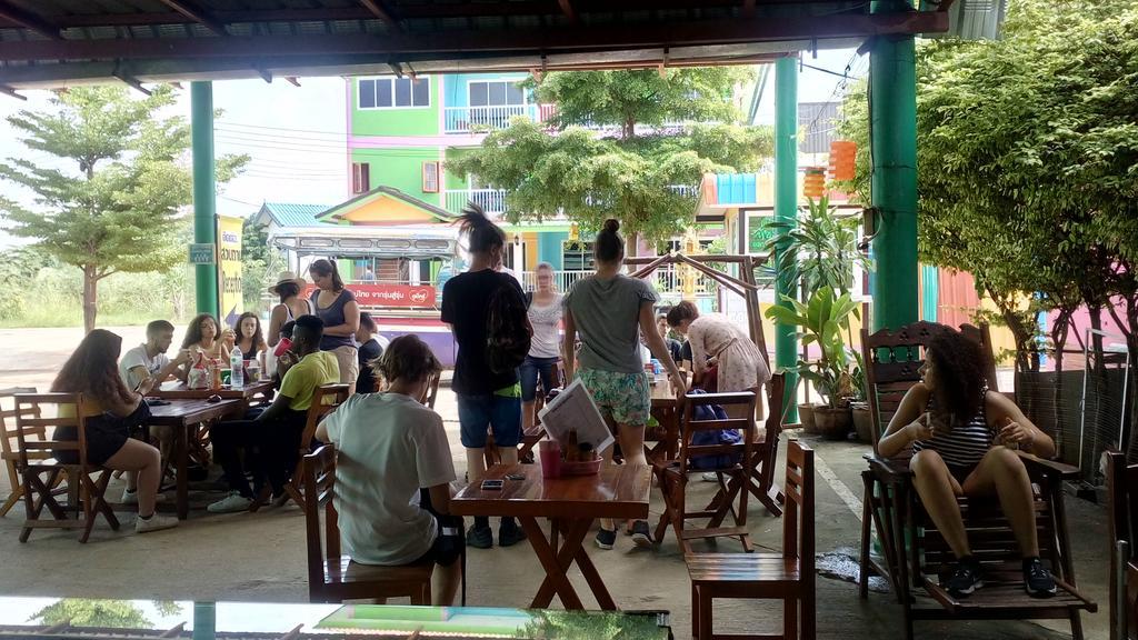 Rueangsrisiri Guesthouse 2 Sukhothai Ngoại thất bức ảnh